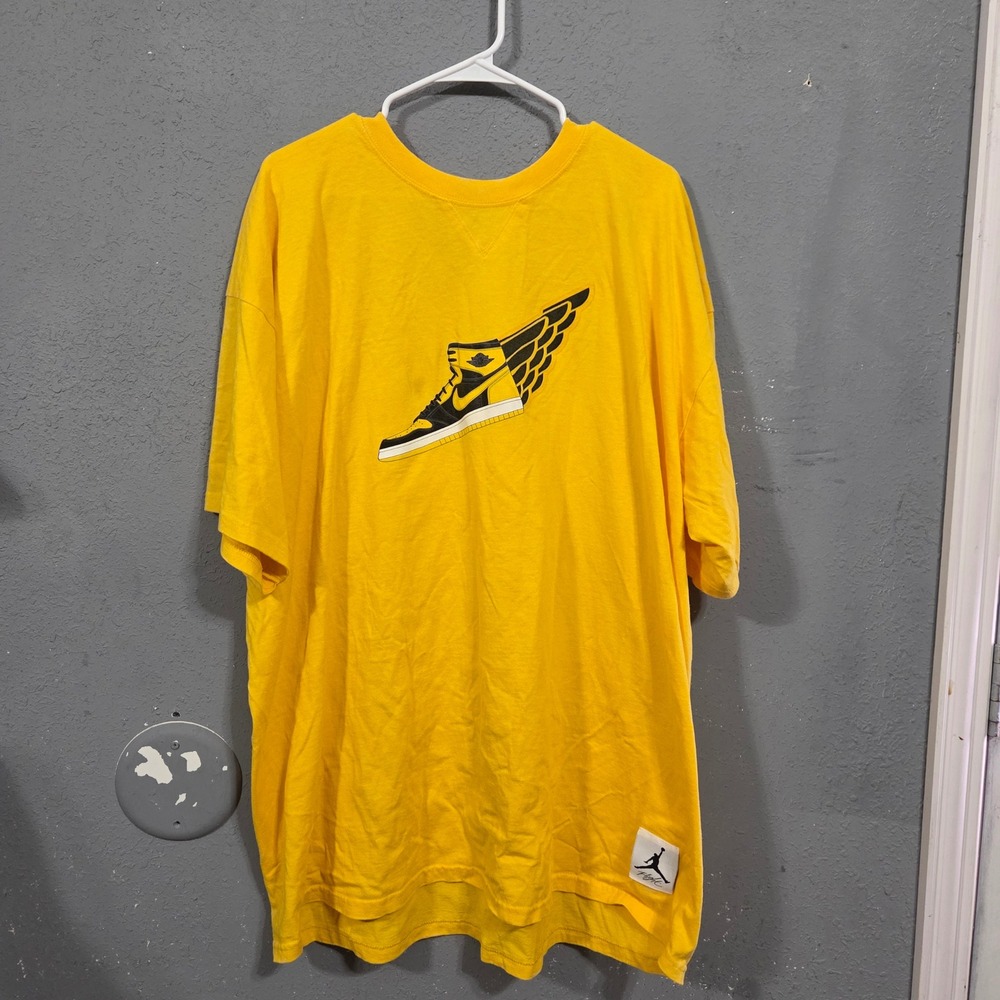 Jordan Brand Mens Graphic T Shirt Yellow Flying Air Jordan 1 XXL